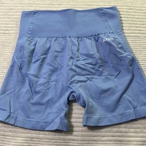 aybl workout short in basically new condition